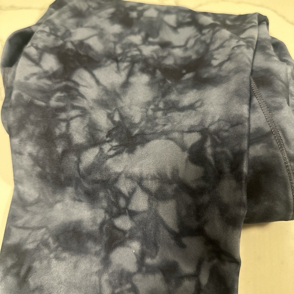 Athleta Women's Marble Pattern Capris - Blue and Black - Picture 3 of 4